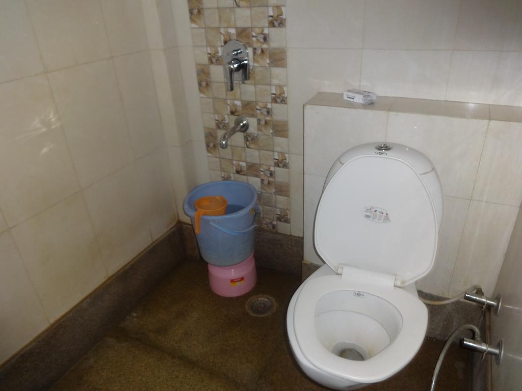 Adb Rooms Hotel Chander Palace Νέο Δελχί Δωμάτιο φωτογραφία