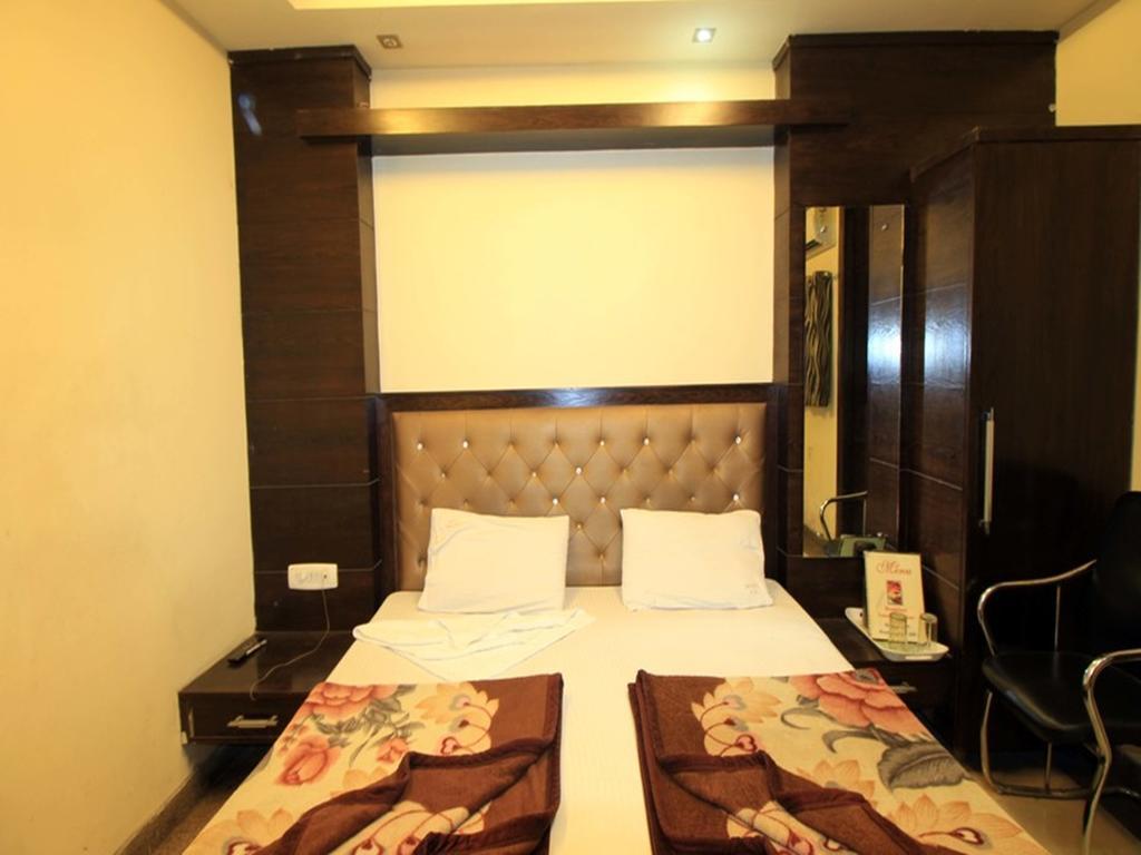 Adb Rooms Hotel Chander Palace Νέο Δελχί Εξωτερικό φωτογραφία